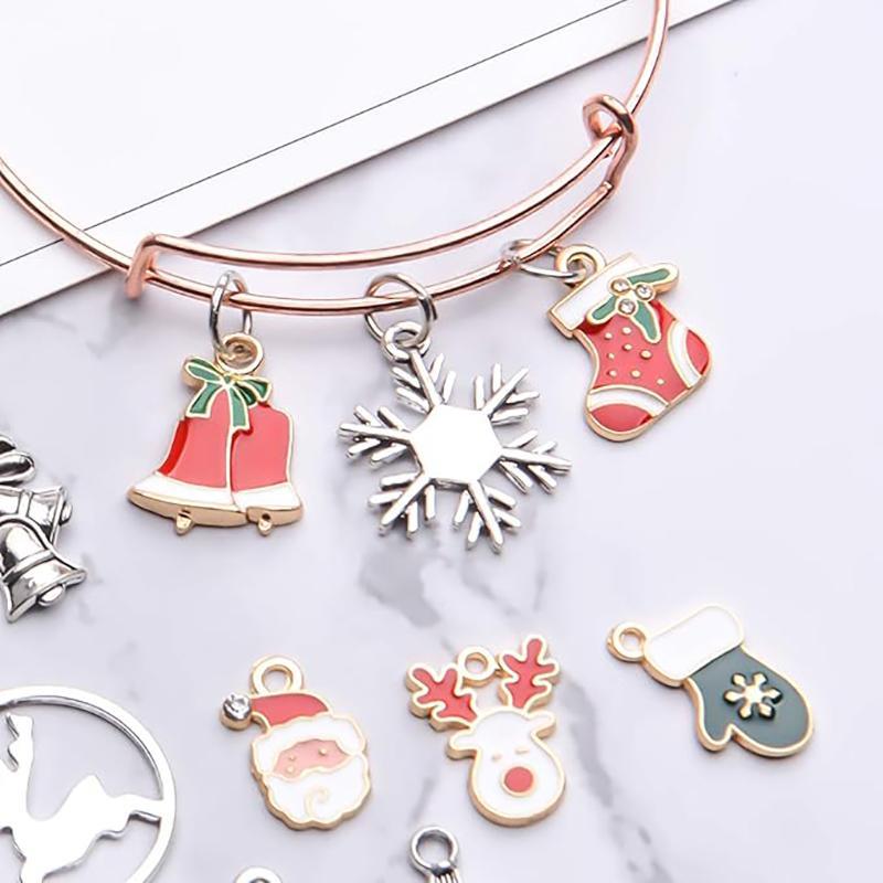 Christmas Themed Charms, 100pcs set Cute Snowflake & Tree & Santa Claus & Elk Design Pendant, DIY Jewelry Making Supplies for Bracelet & Necklace