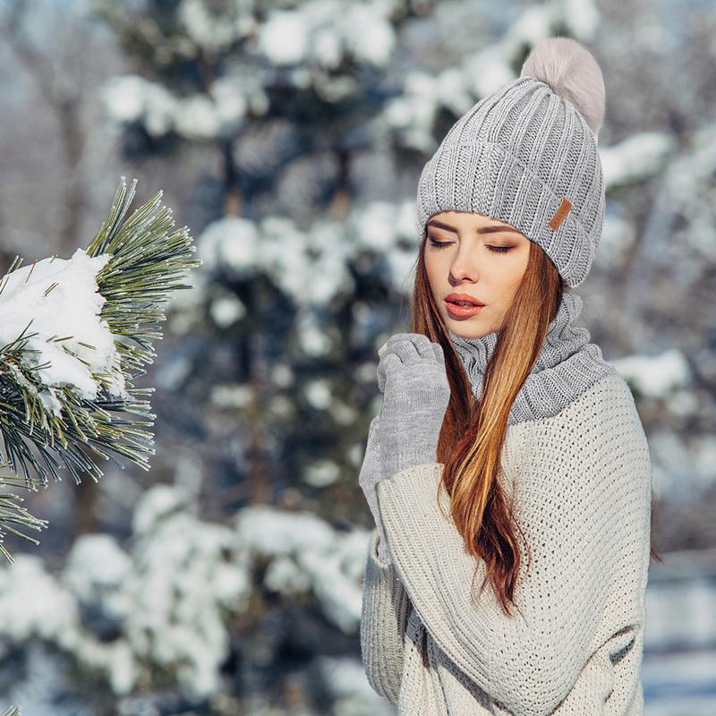 4pcs set Autumn Winter Warm Knit Hat Gloves Scarf Set 1pcs Wool Lined Hat and 2pcs Stretch Split Finger Touch Screen Gloves and 1pcs Solid Color Scarf Set，Hand Washable,Cold Weather Headwear for Women