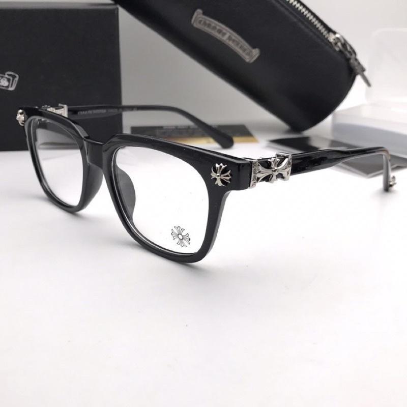 Chrome heart glasses with engraved pattern