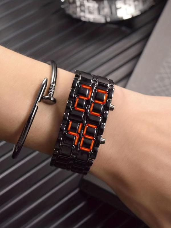 Men's Punk Style LED Digital Watch, Street Trend Novelty Wristwatch with LED Light, Chic Watch As Gift for Boyfriend without Box