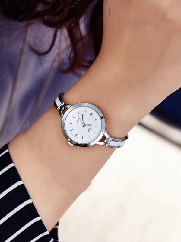 Women's Minimalist Elegant Quartz Watch, Fashion Round Dial Quartz Watch with Ceramic Strap, Without Box