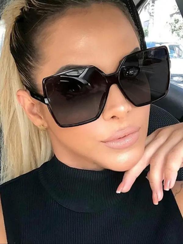 Elegant Oversized Square Frame Sunglasses for Women, Trendy Casual Sunglasses for Everyday Outdoor Activities, Cool Female Accessories